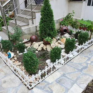 https://apartments-relax-varna.varna-hotels.com